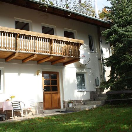 Ferienhaus "Am Schleifenbach" Saalfeld Saale Bagian luar foto