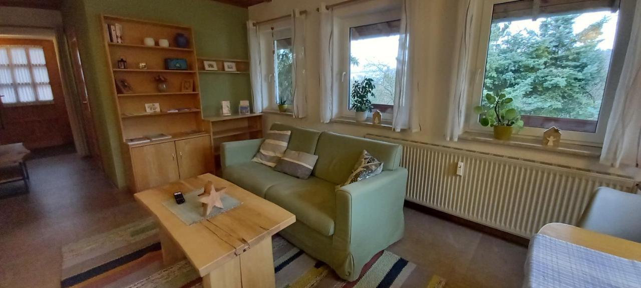 Ferienhaus "Am Schleifenbach" Saalfeld Saale Bagian luar foto